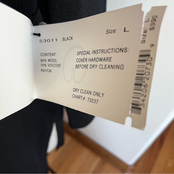 St. John Collection Marie Grey Tunic Sweater Santana Knit Black Large MSRP $390 - Picture 3 of 8